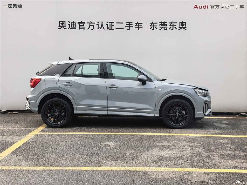 Audi Q2L, 2024 3