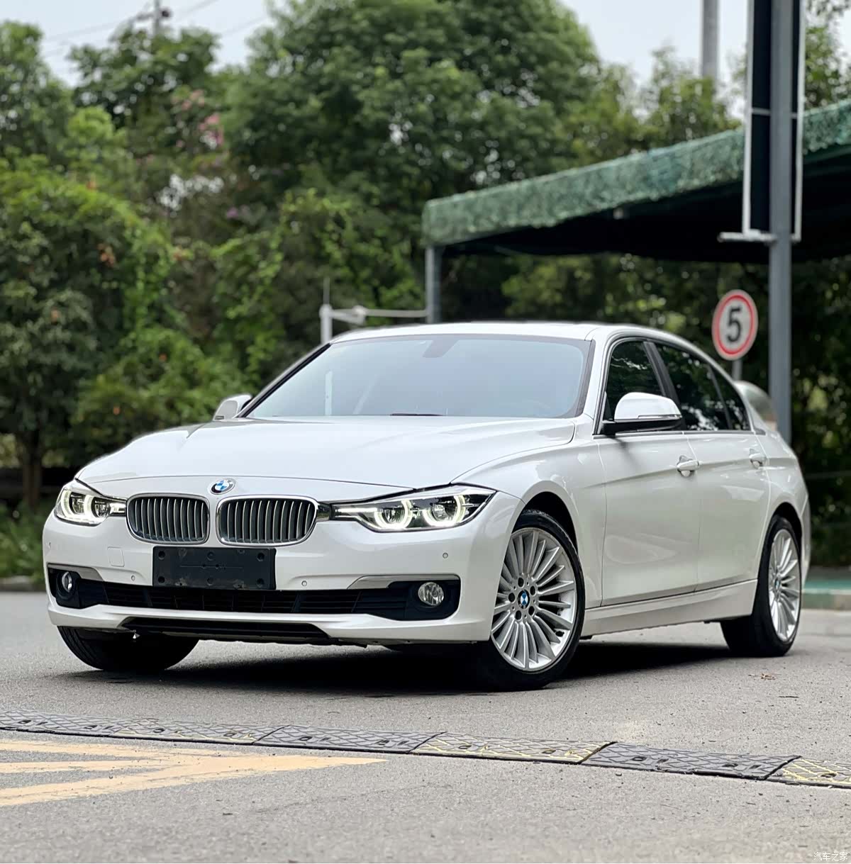 BMW 3 Series, 2018 1