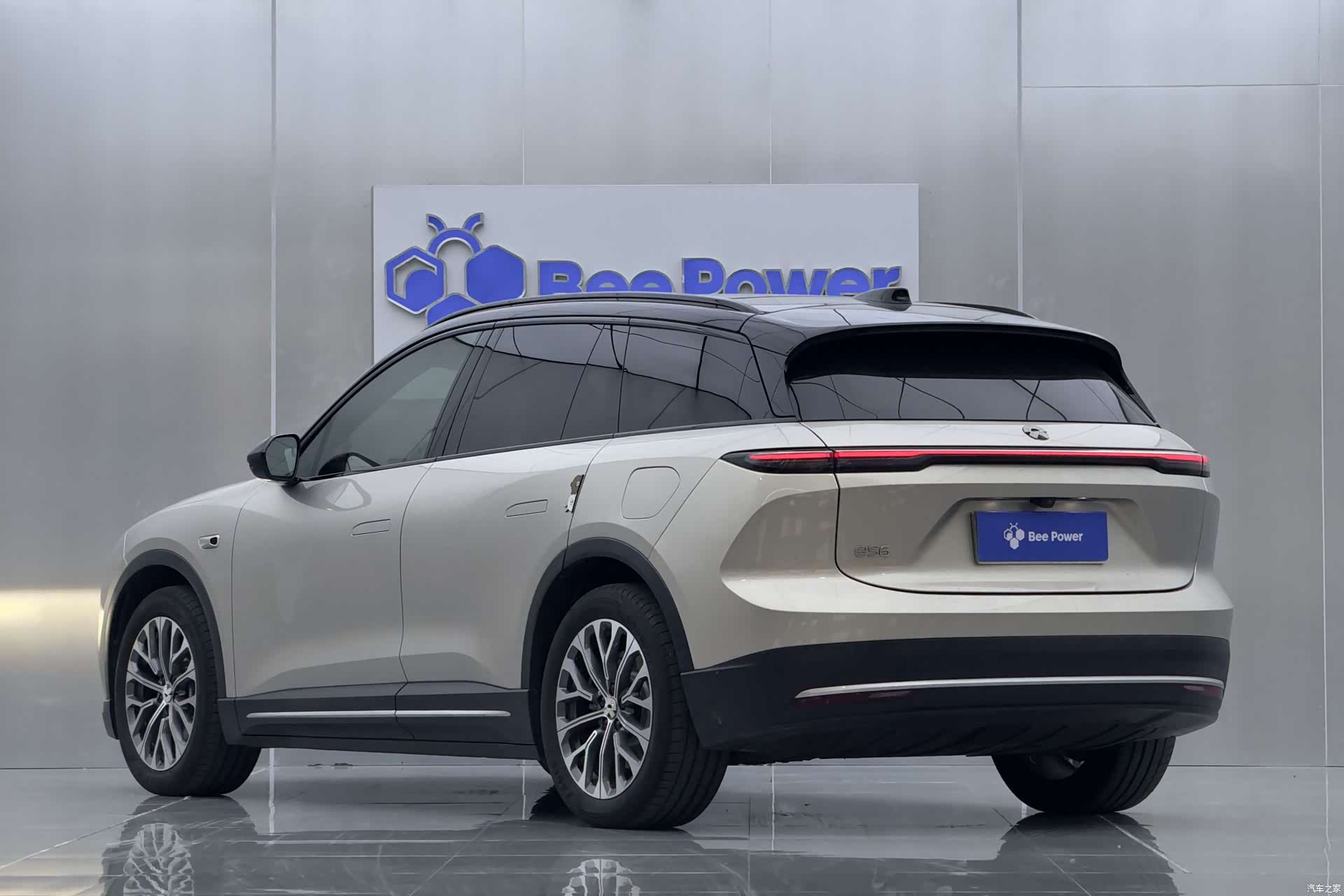 NIO ES6, 2023 7