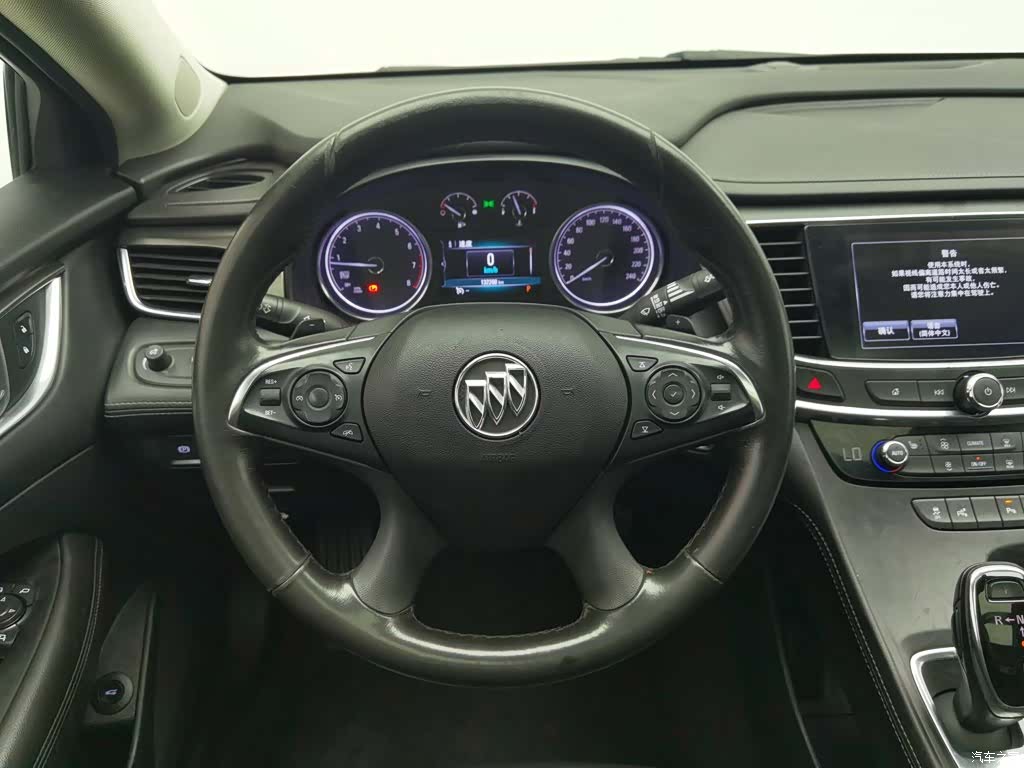 Buick LaCrosse, 2018 11