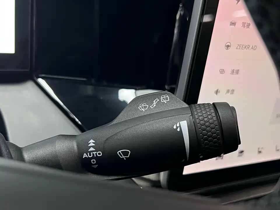 Zeekr 009