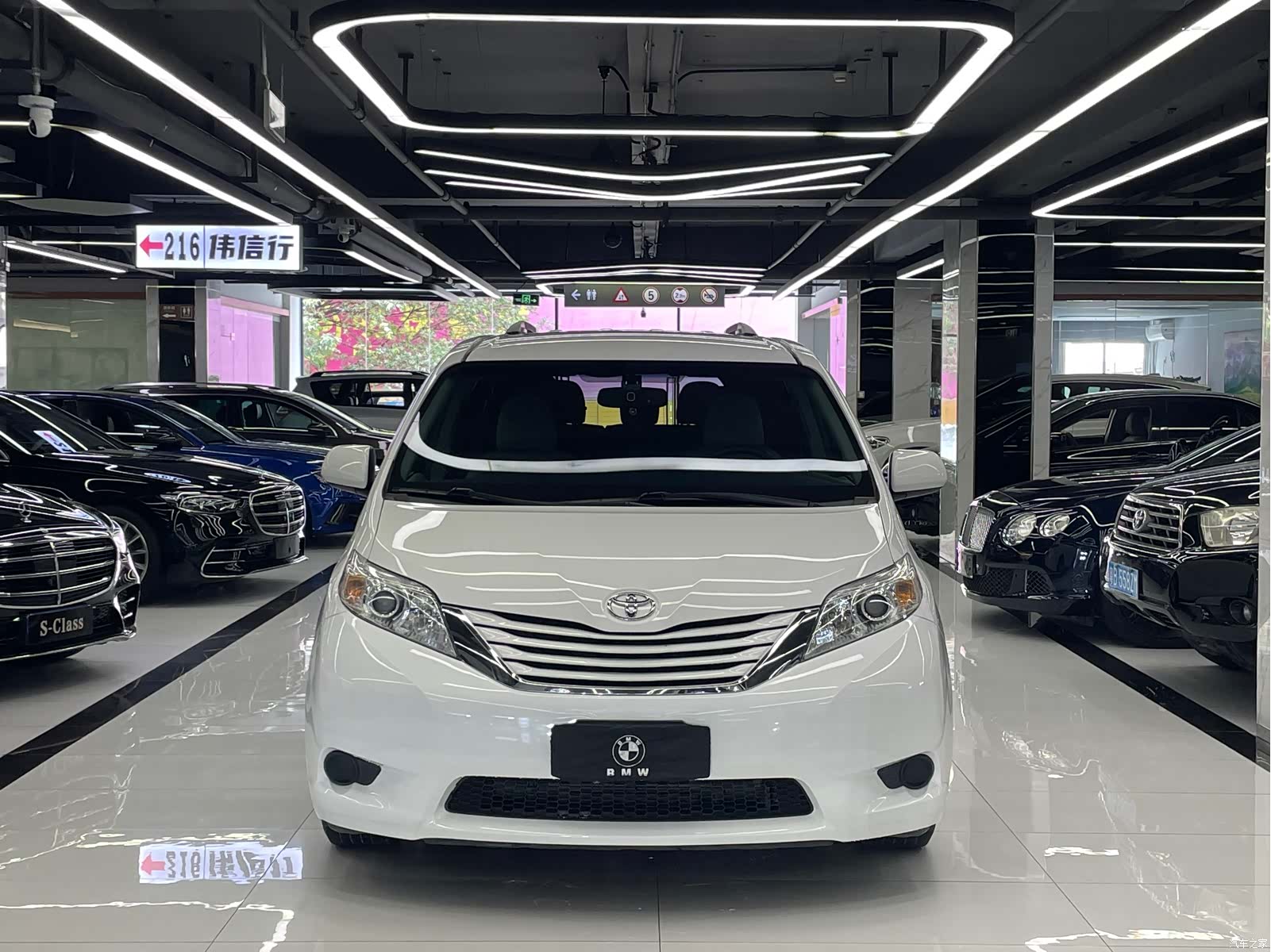 Toyota Sienna, 2016 2