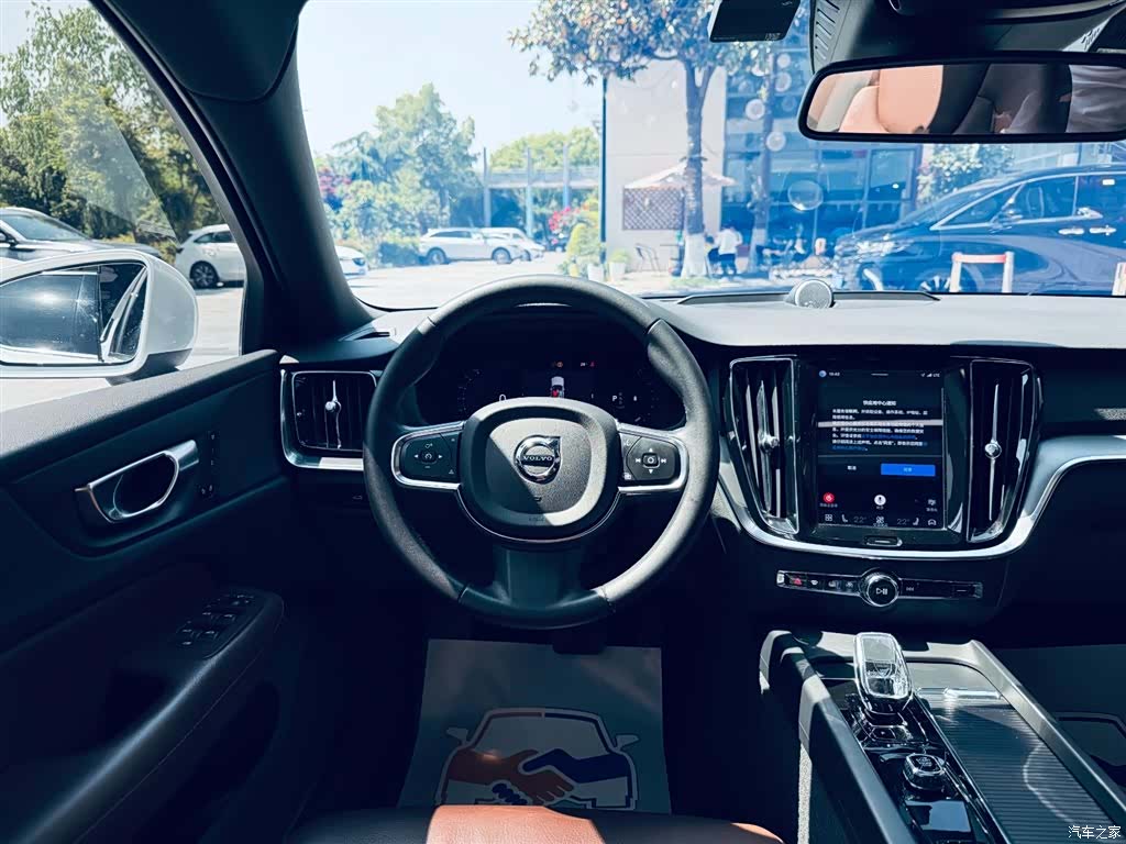 Volvo S60, 2023 15