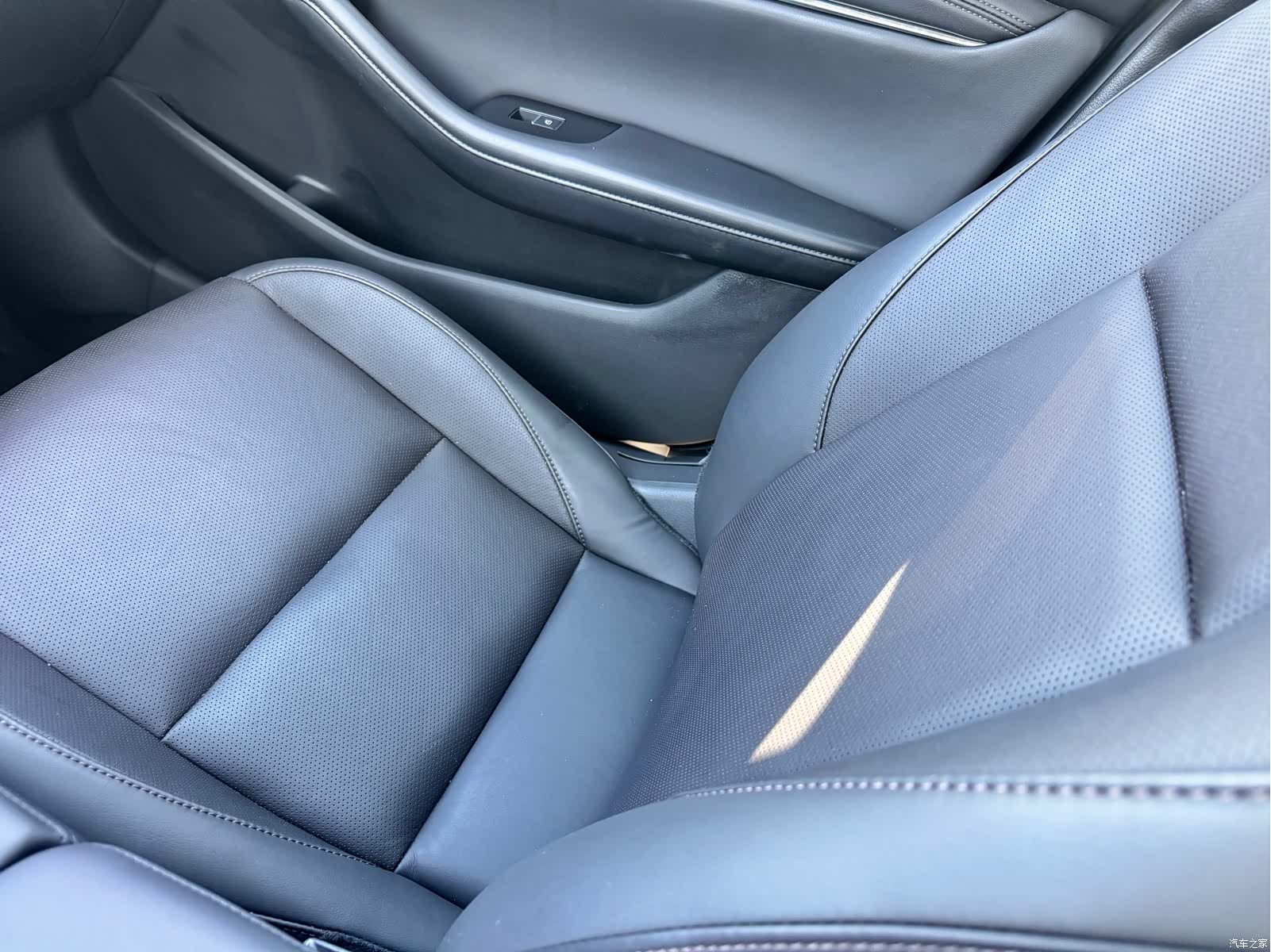 Mazda Mazda3, 2023 22