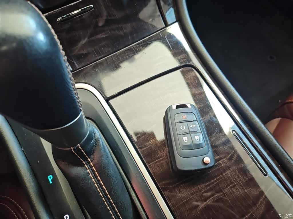 Buick LaCrosse, 2015 9