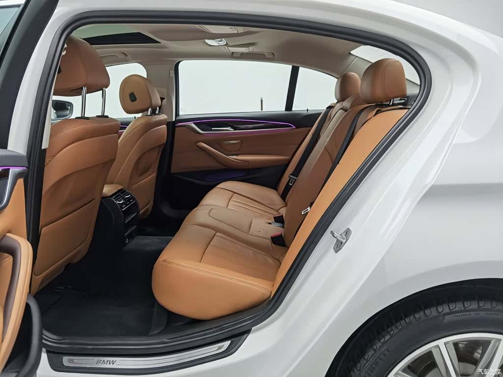 BMW 5 Series, 2018 15
