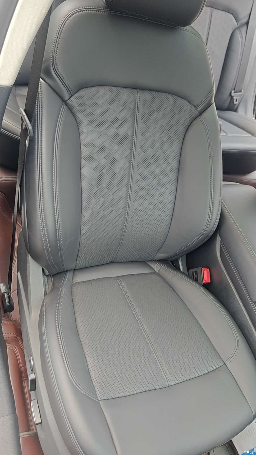 Ford Taurus, 2022 14