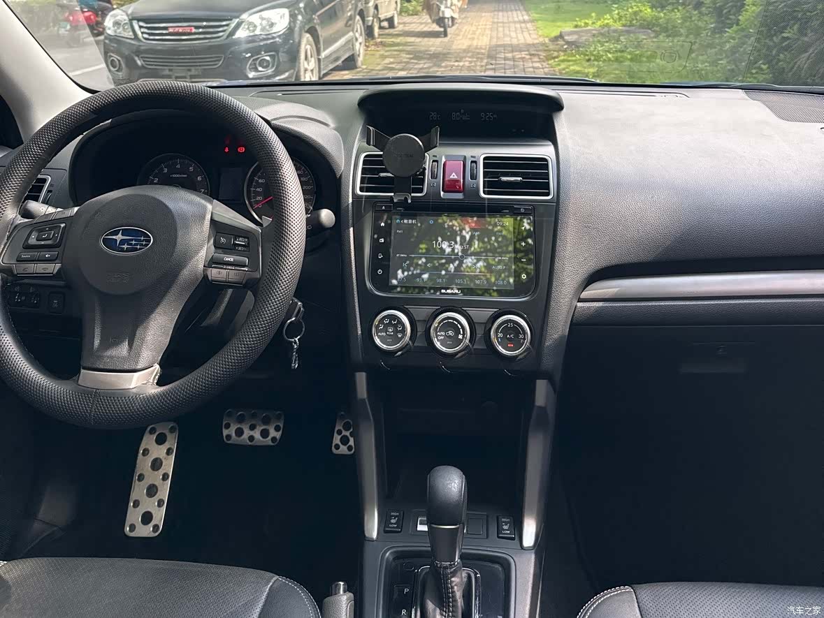 Subaru Forester, 2015 10