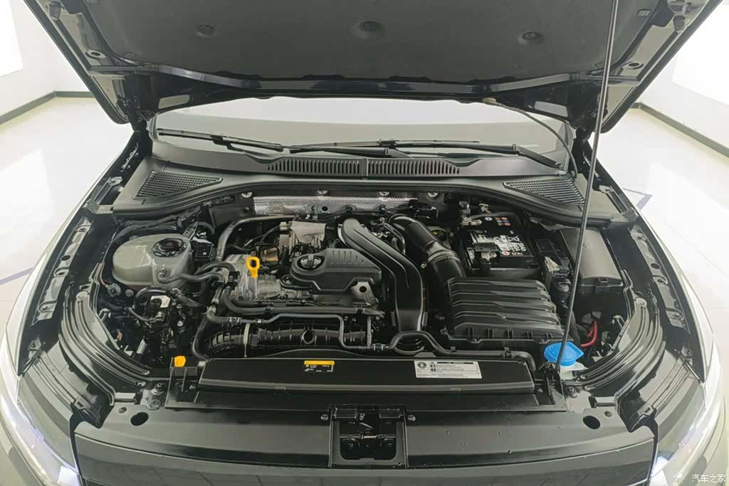 Volkswagen Lavida, 2024 10