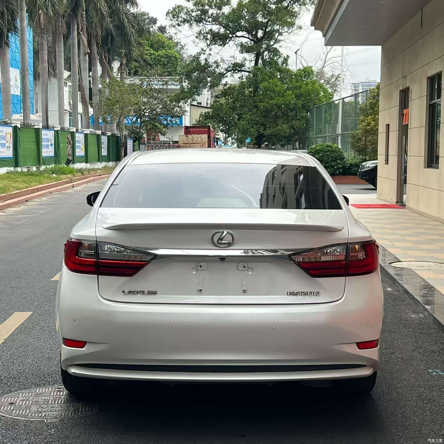 Lexus ES, 2016 8