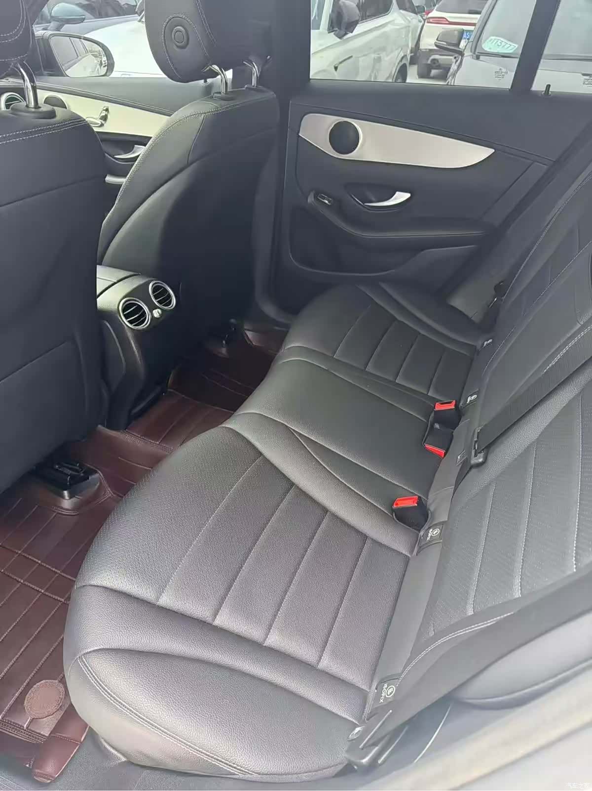 Mercedes-Benz GLC, 2019 4