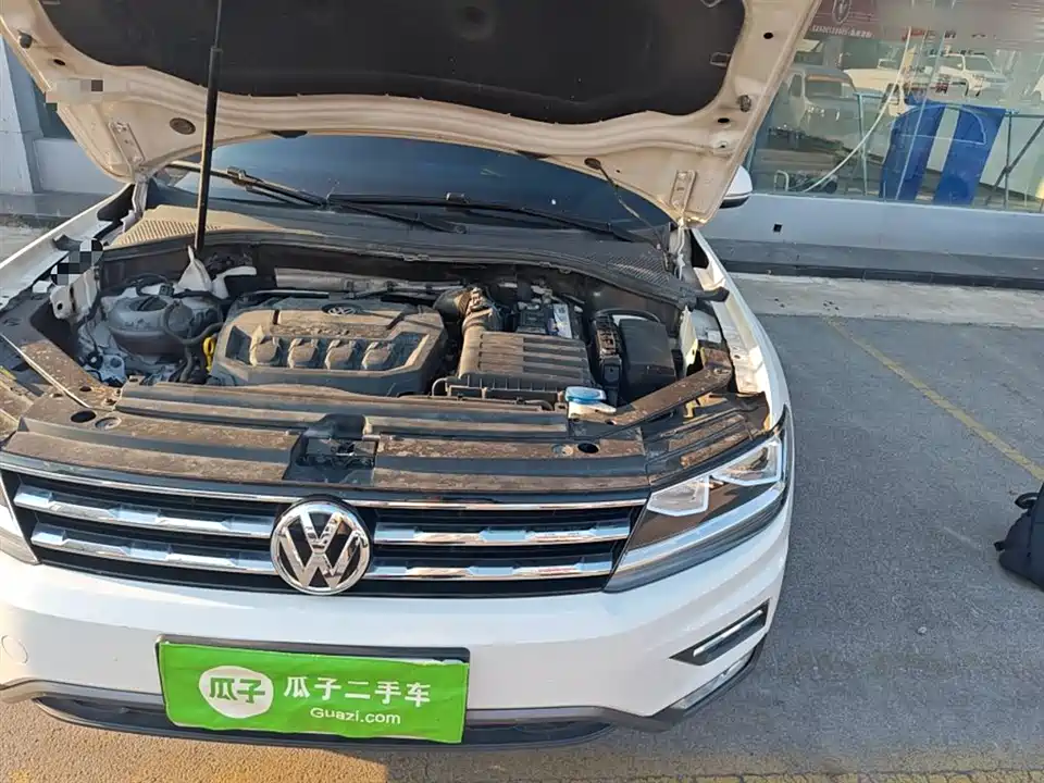 Volkswagen Tiguan L