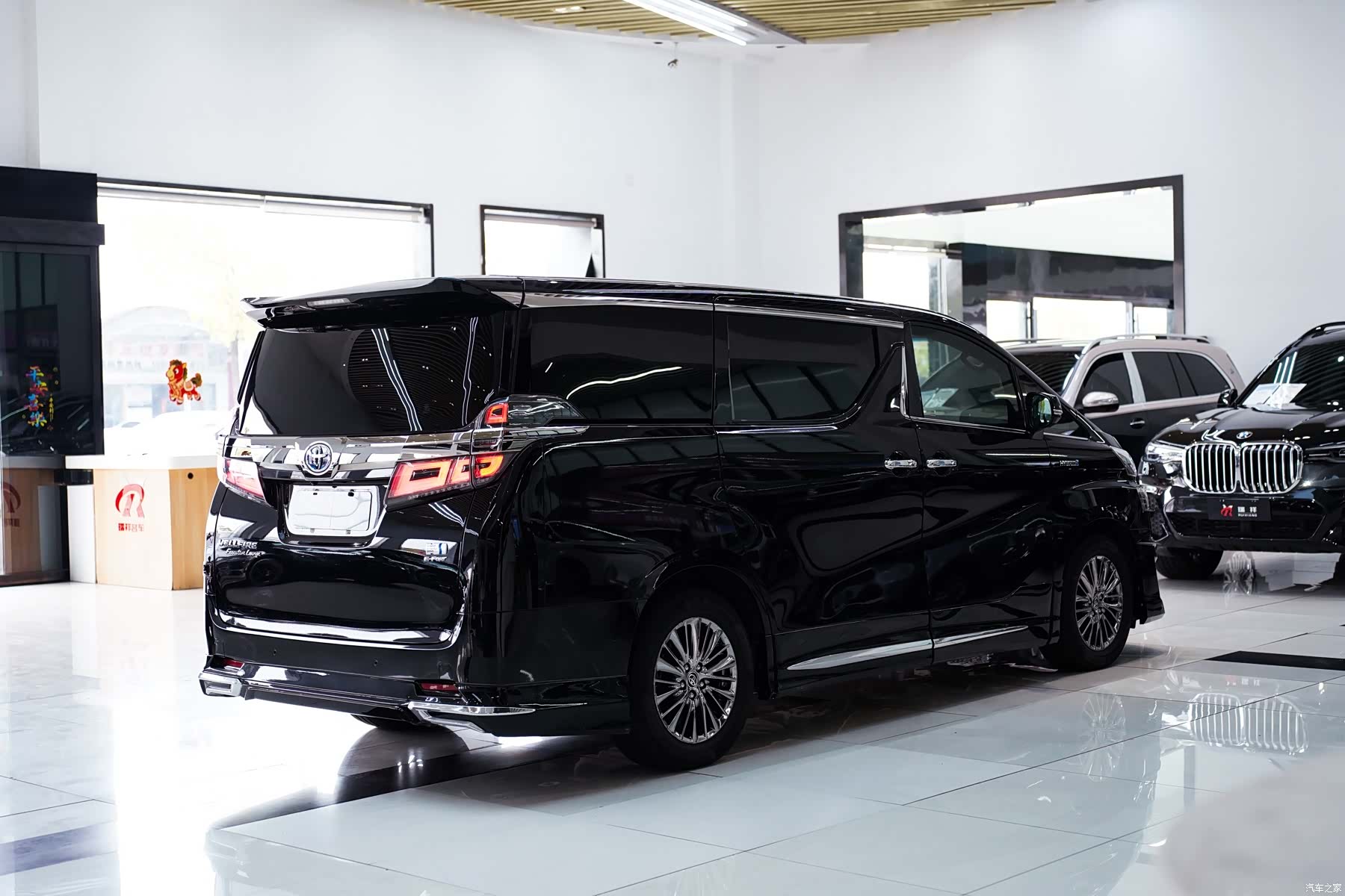Toyota Vellfire, 2020 19