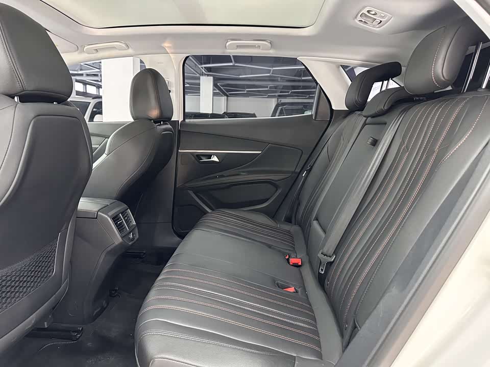 Peugeot 4008 Peugeot 4008