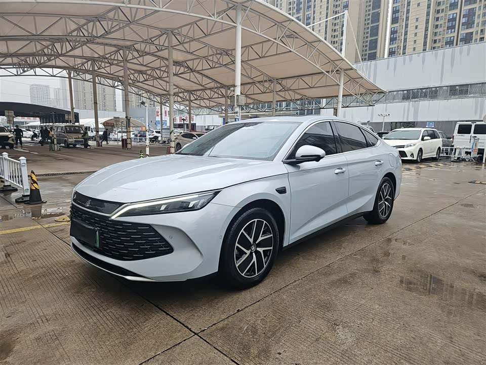 BYD Qin L