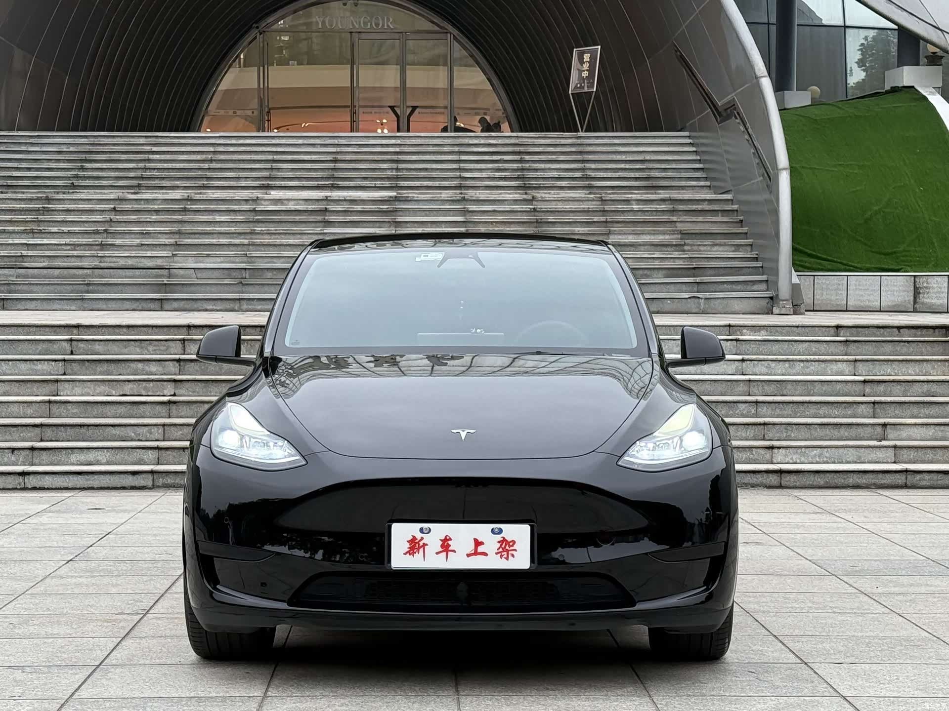 Tesla Model Y, 2022 2