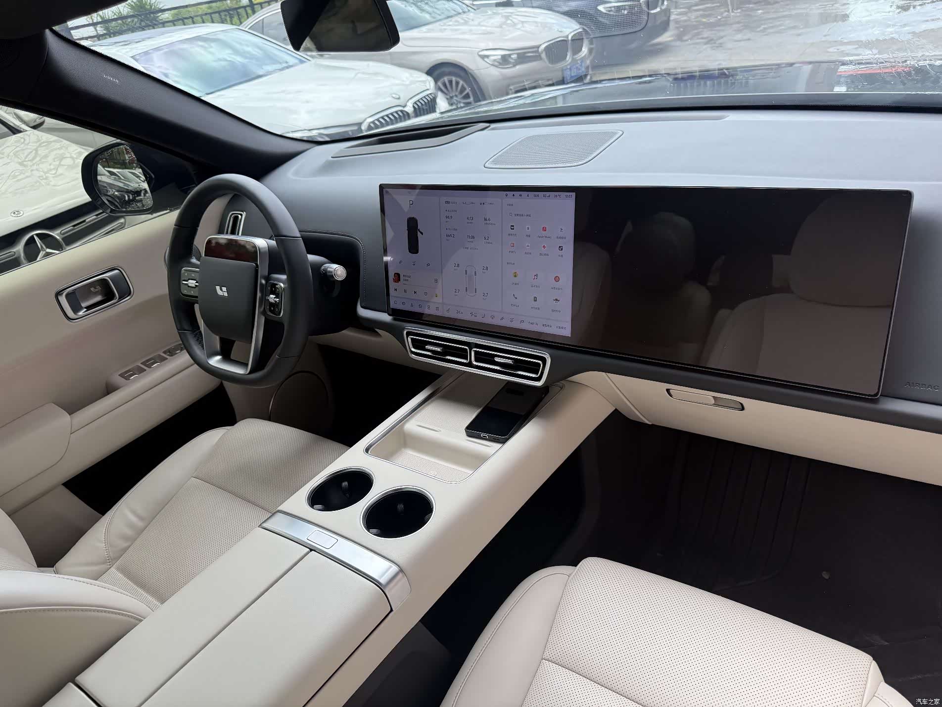 Li Auto L8, 2023 4