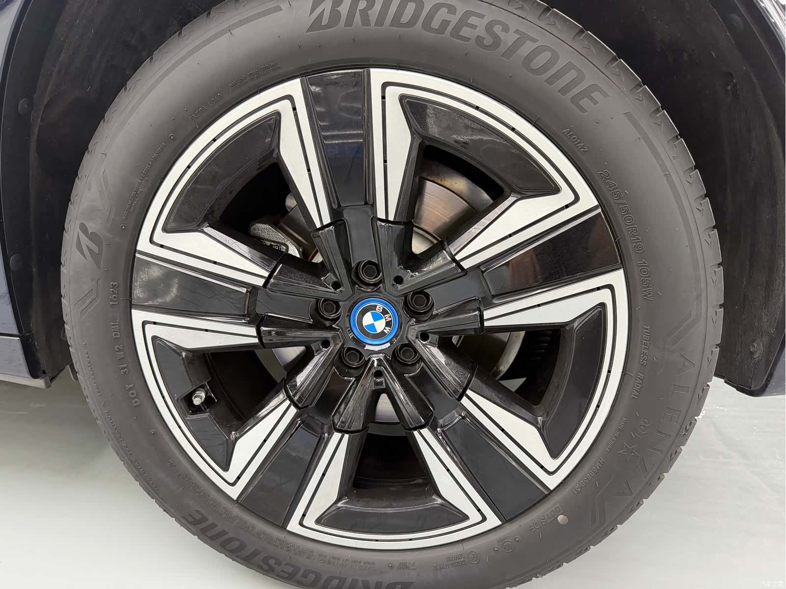 BMW iX3, 2023 15