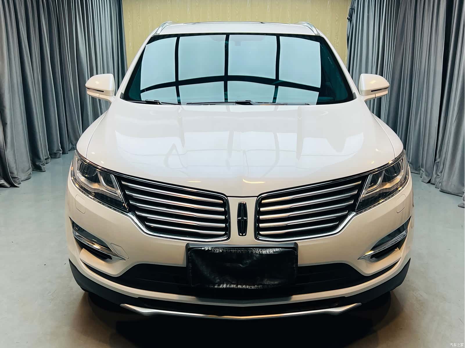 Lincoln MKC, 2015 2