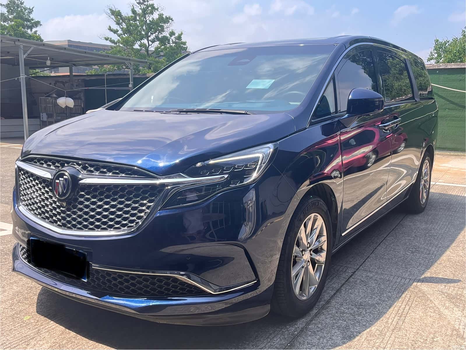 Buick GL8, 2021 1
