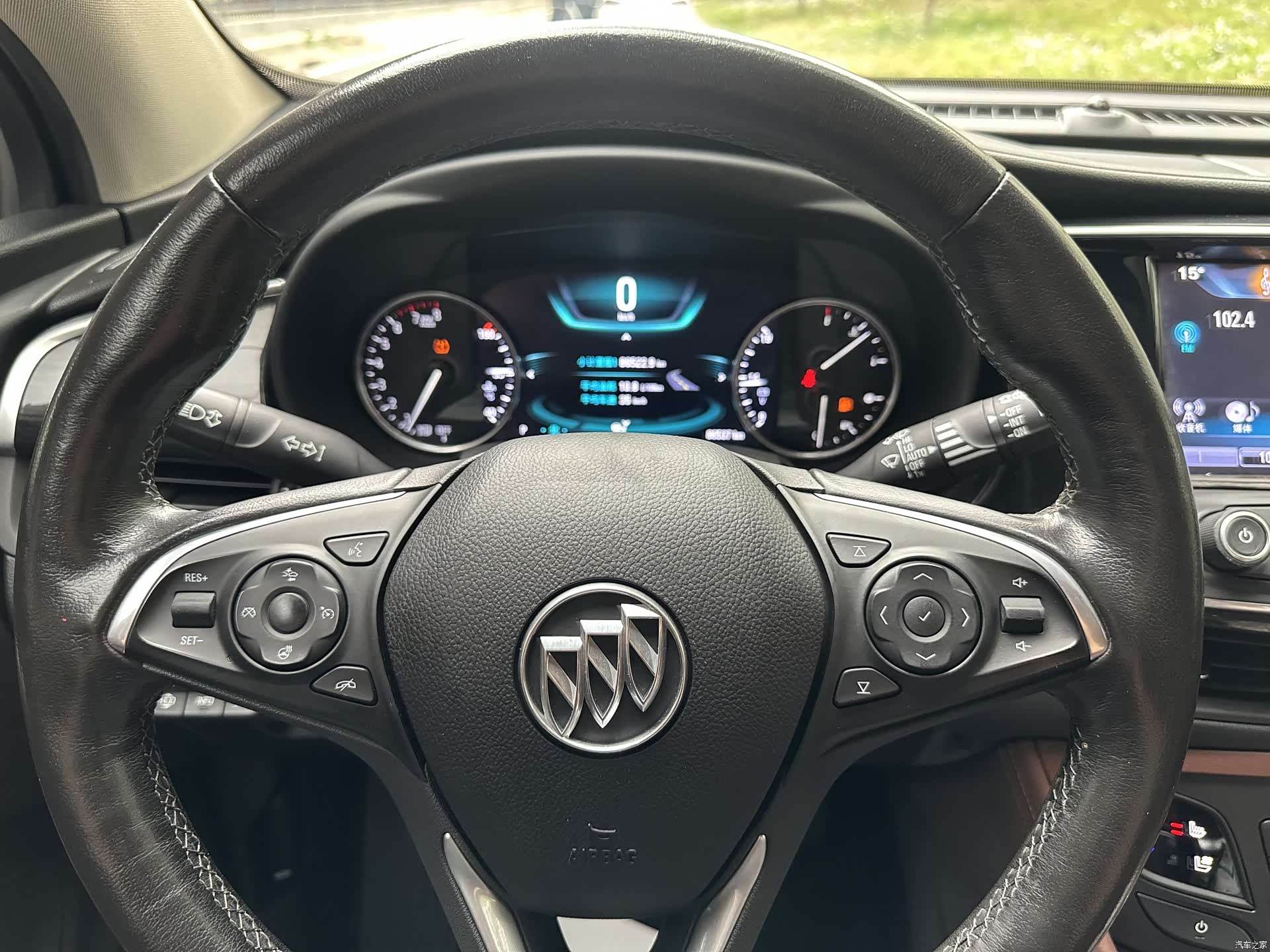 Buick Envision Plus, 2018 все фото