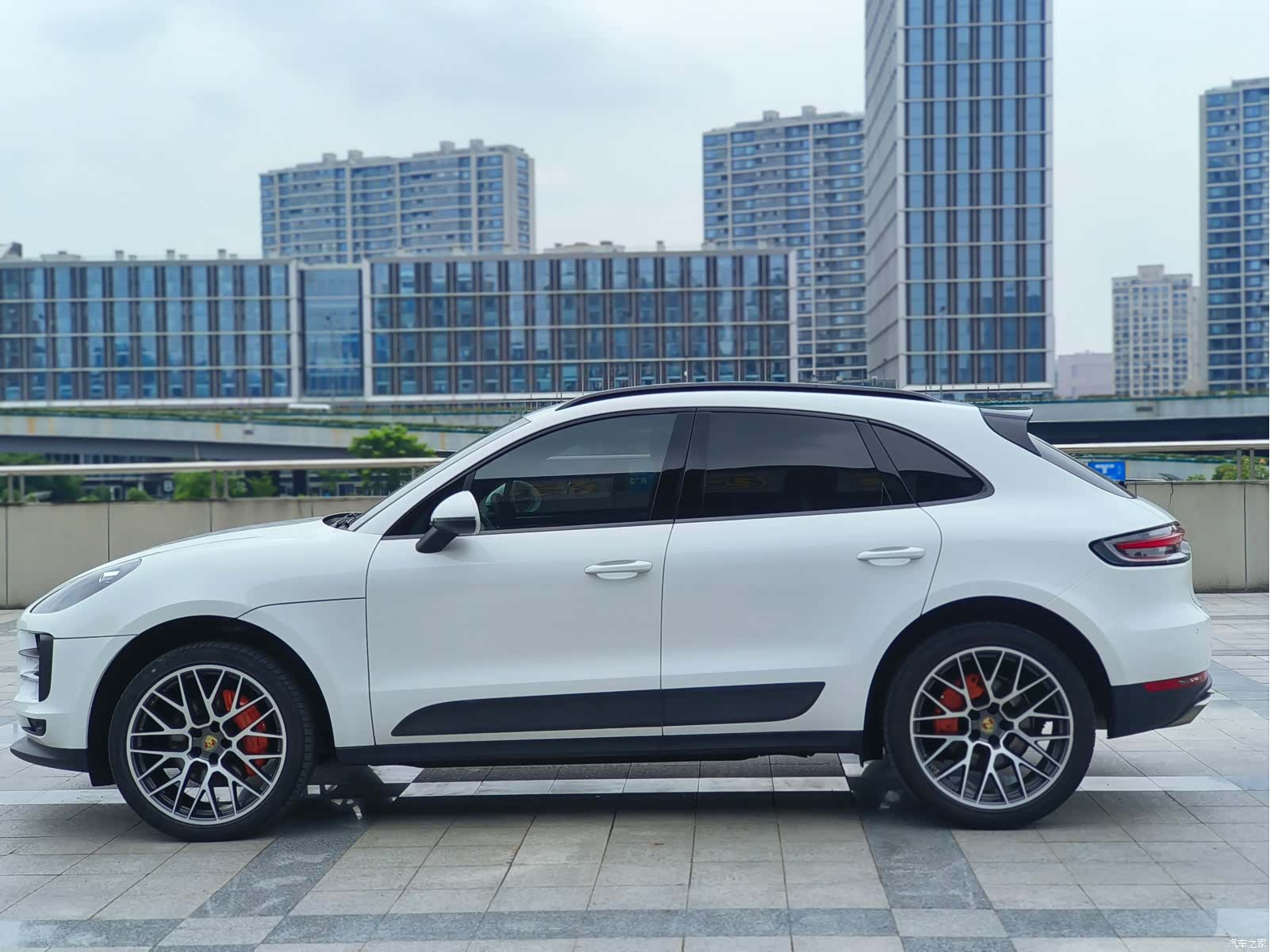Porsche Macan, 2021 12