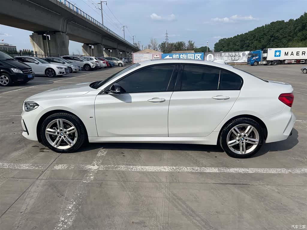 BMW 1 Series, 2022 8