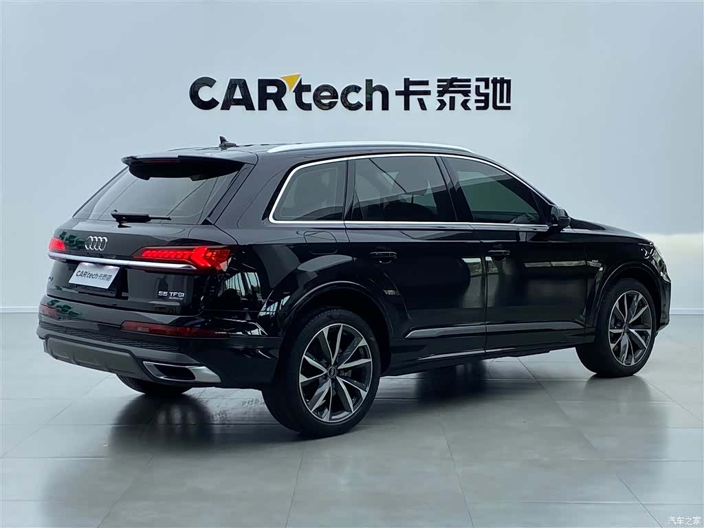 Audi Q7, 2021 4
