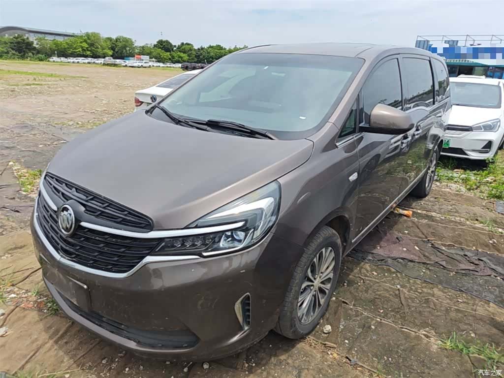 Buick GL8, 2022 2