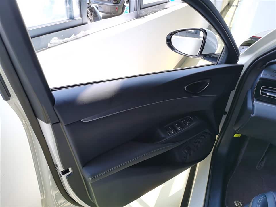 BYD Seal 06