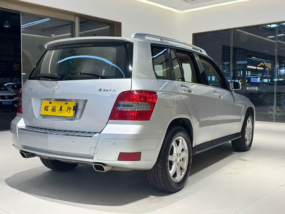 Mercedes-Benz GLK grade