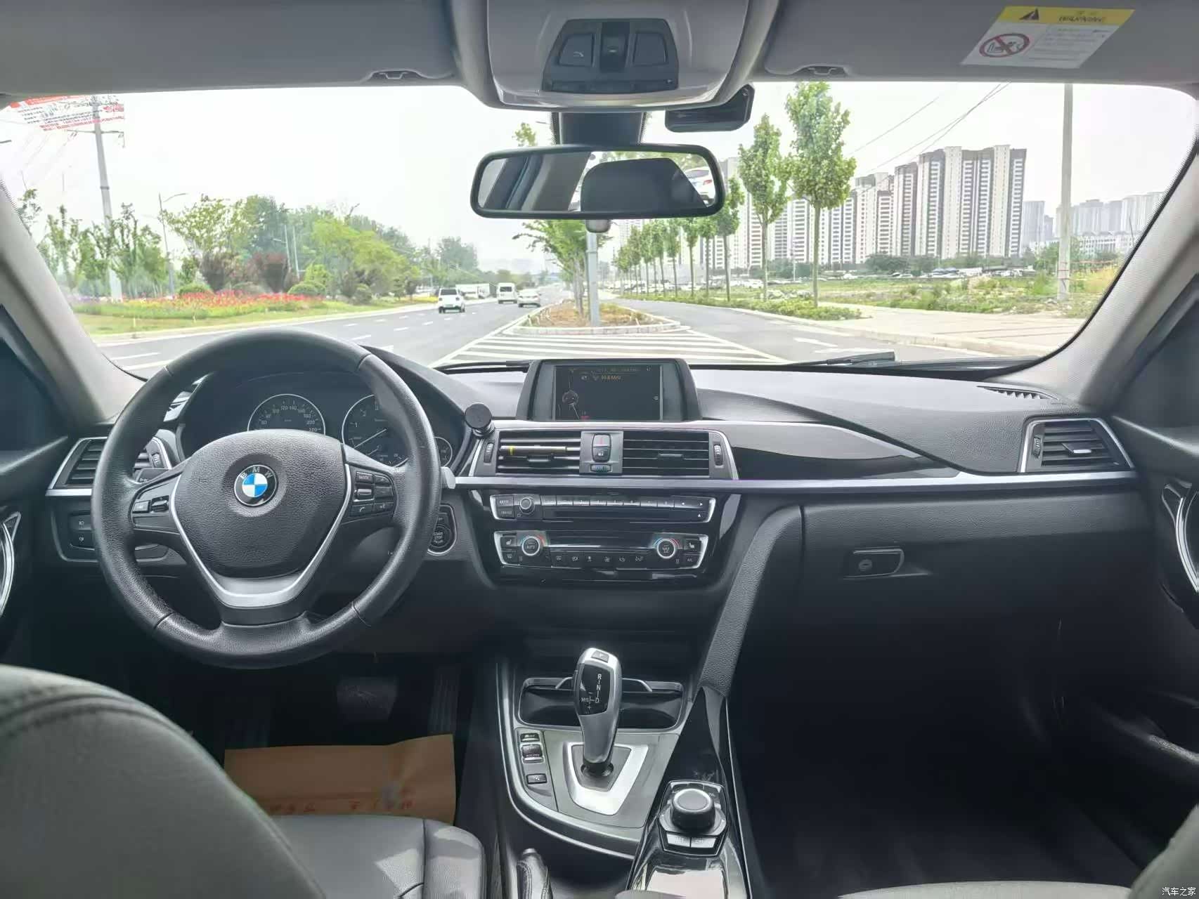 BMW 3 Series, 2017 все фото