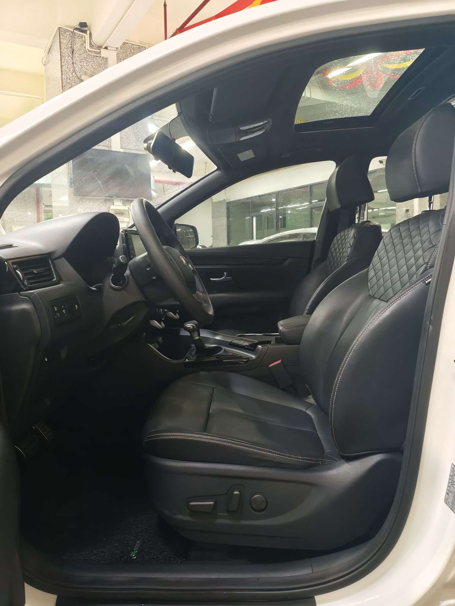 Kia KX7, 2018 4