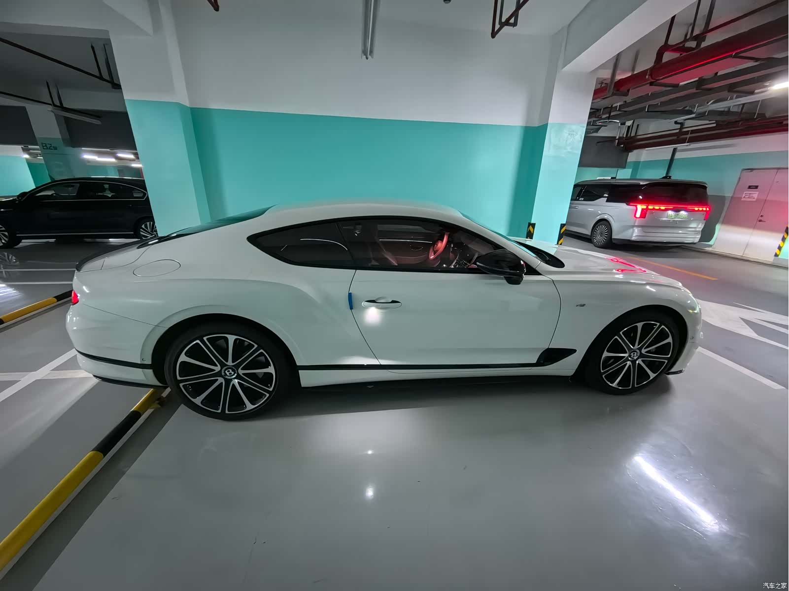 Bentley Continental GT, 2020 3