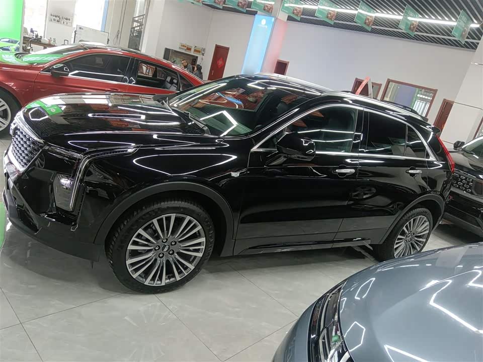 Cadillac XT4