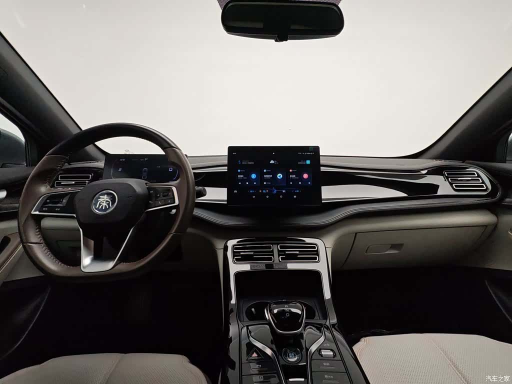 BYD Qin, 2023 все фото