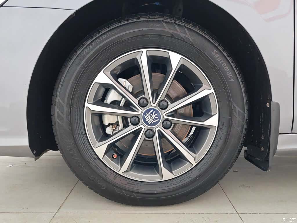 BYD Qin, 2023 17