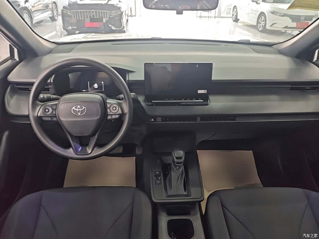 Toyota Corolla, 2026 10