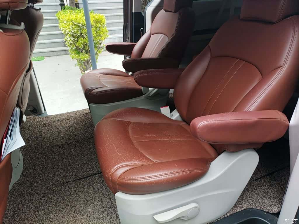 Maxus G10, 2015 15