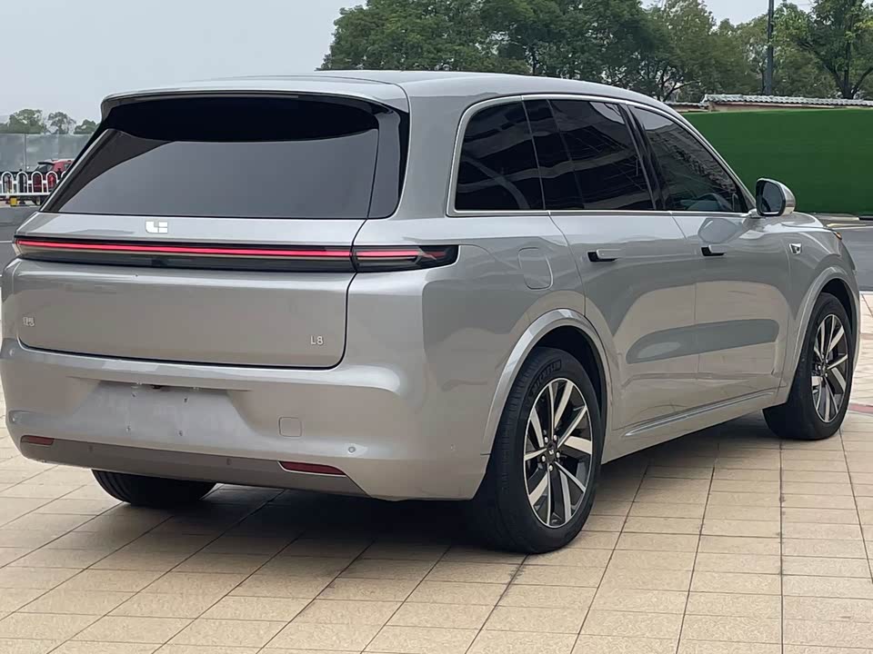 Li Auto Ideal L8