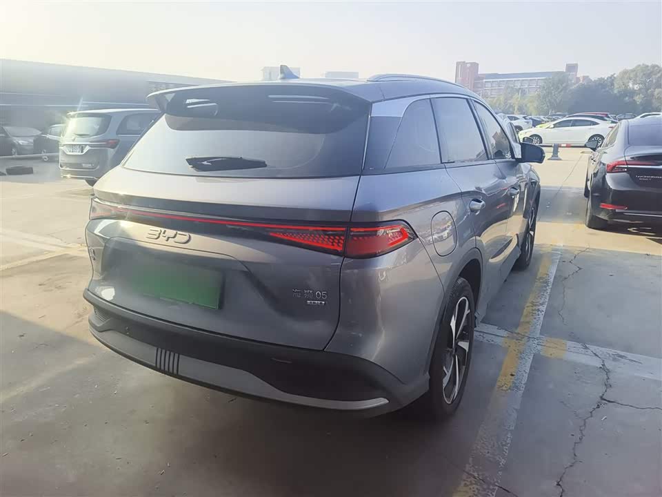 BYD Sea Lion 05 DM-i