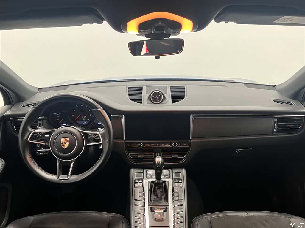 Porsche Macan, 2020 10