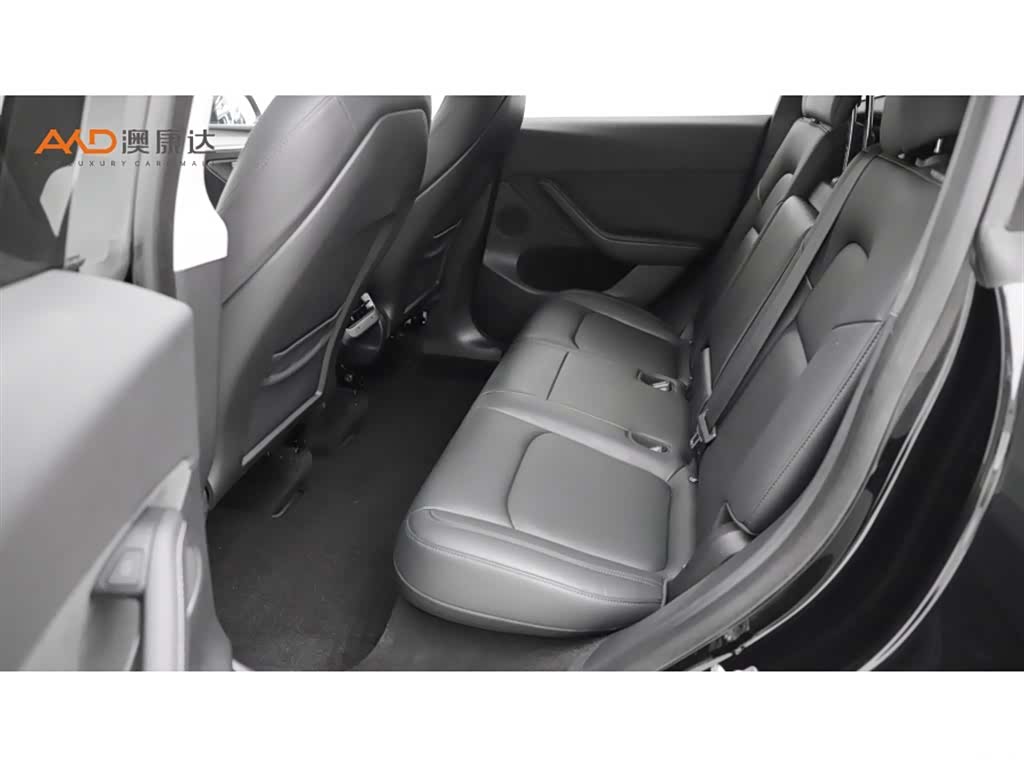 Tesla Model Y, 2022 7