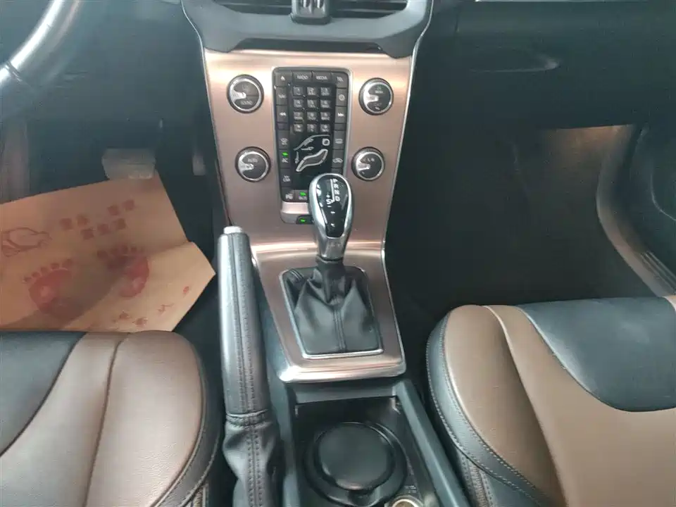 Volvo V40 Volvo V40