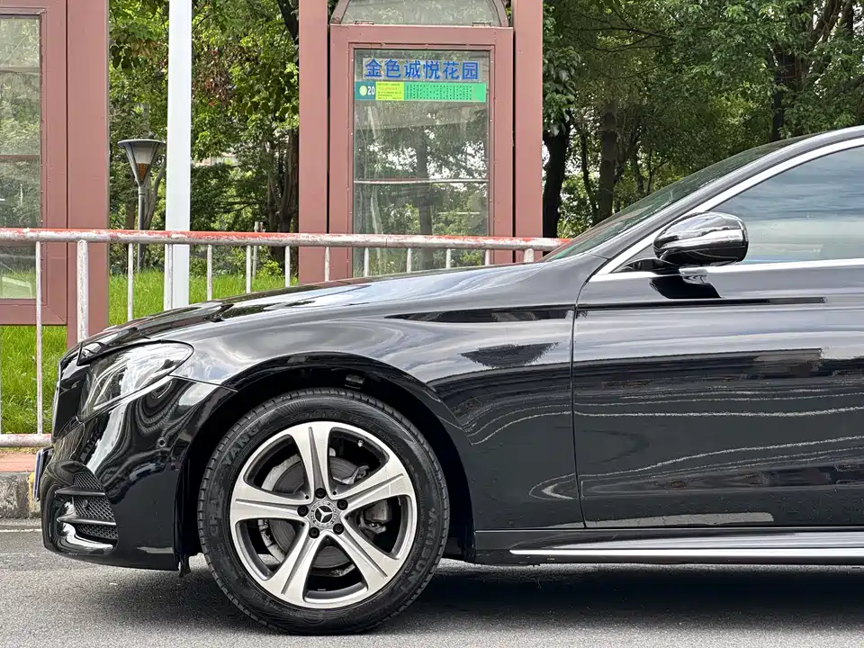 Mercedes-Benz E-class Mercedes-Benz E-class