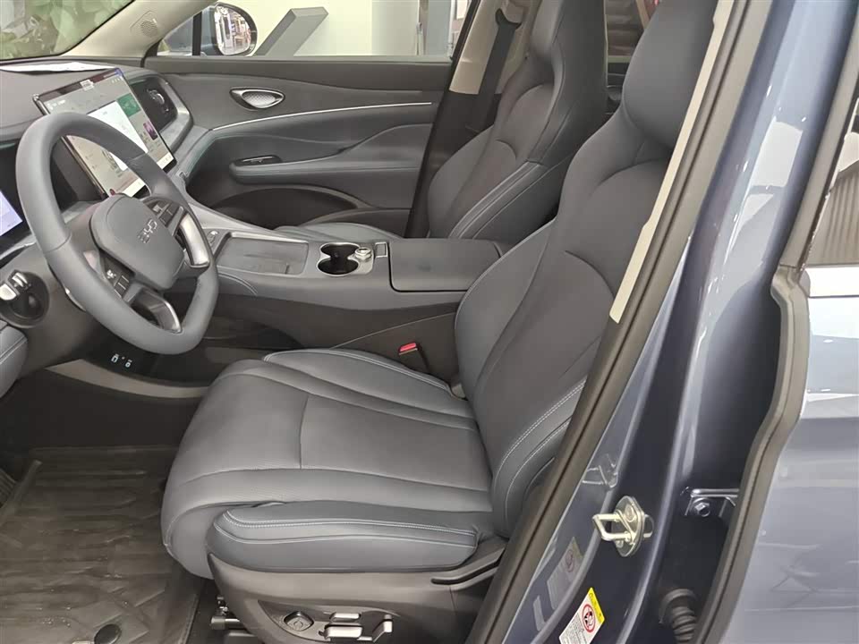 BYD Sea Lion 07 DM-i