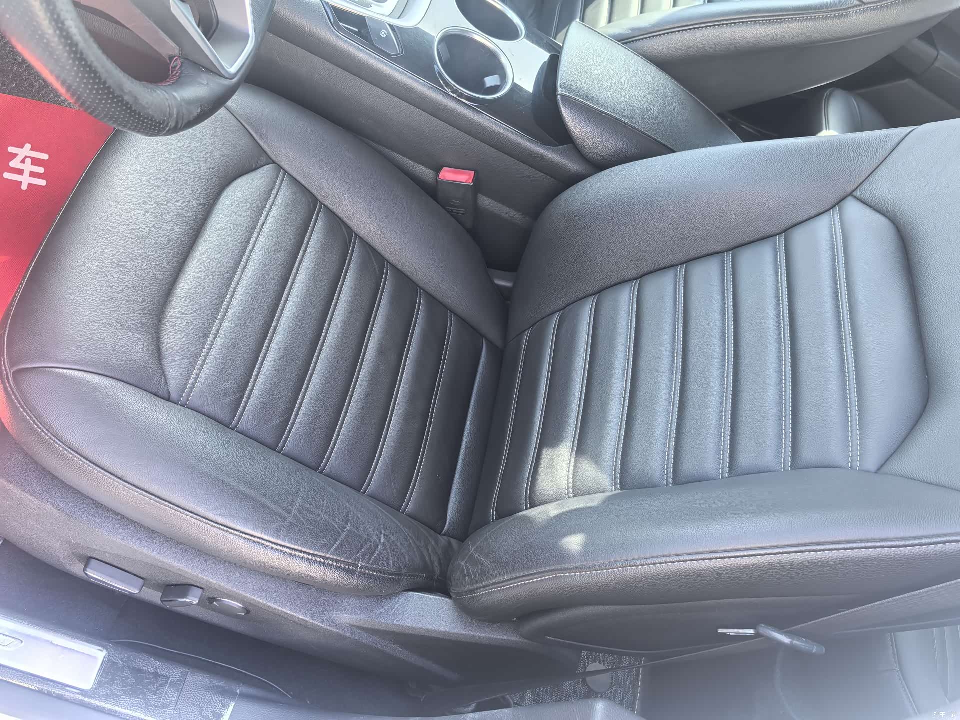 Ford Mondeo, 2015 13