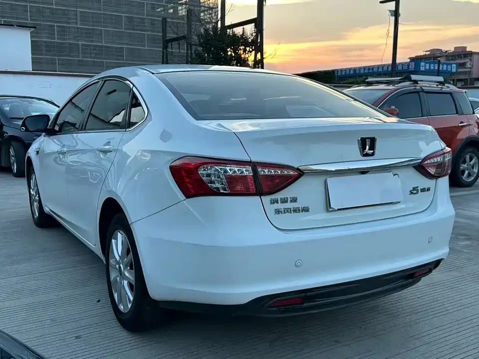Luxgen Na 5 Luxgen Na 5