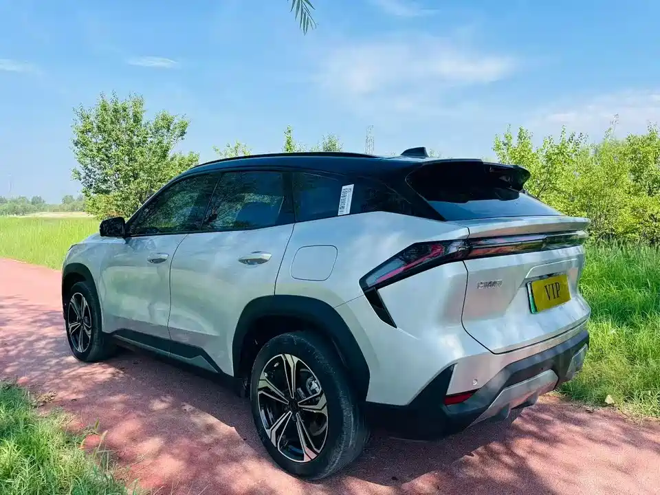 Geely Galaxy Galaxy L7