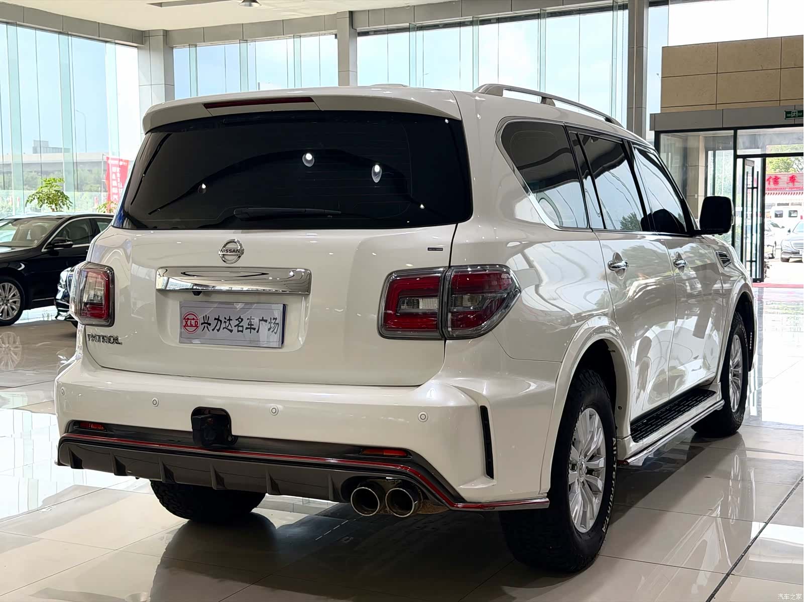 Nissan Patrol, 2017 3